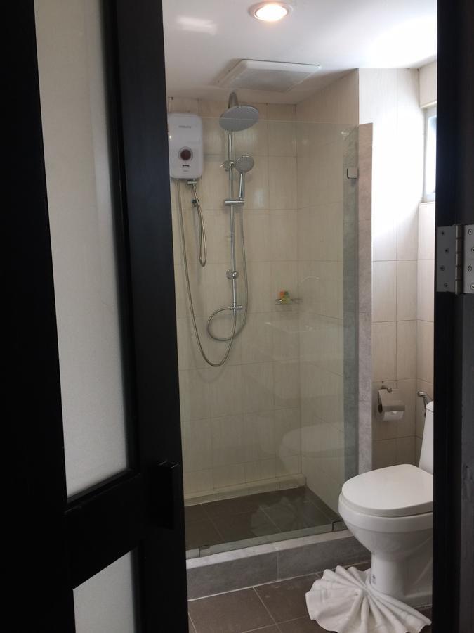 Rock Hotel กรุงเทพมหานคร ภายนอก รูปภาพ