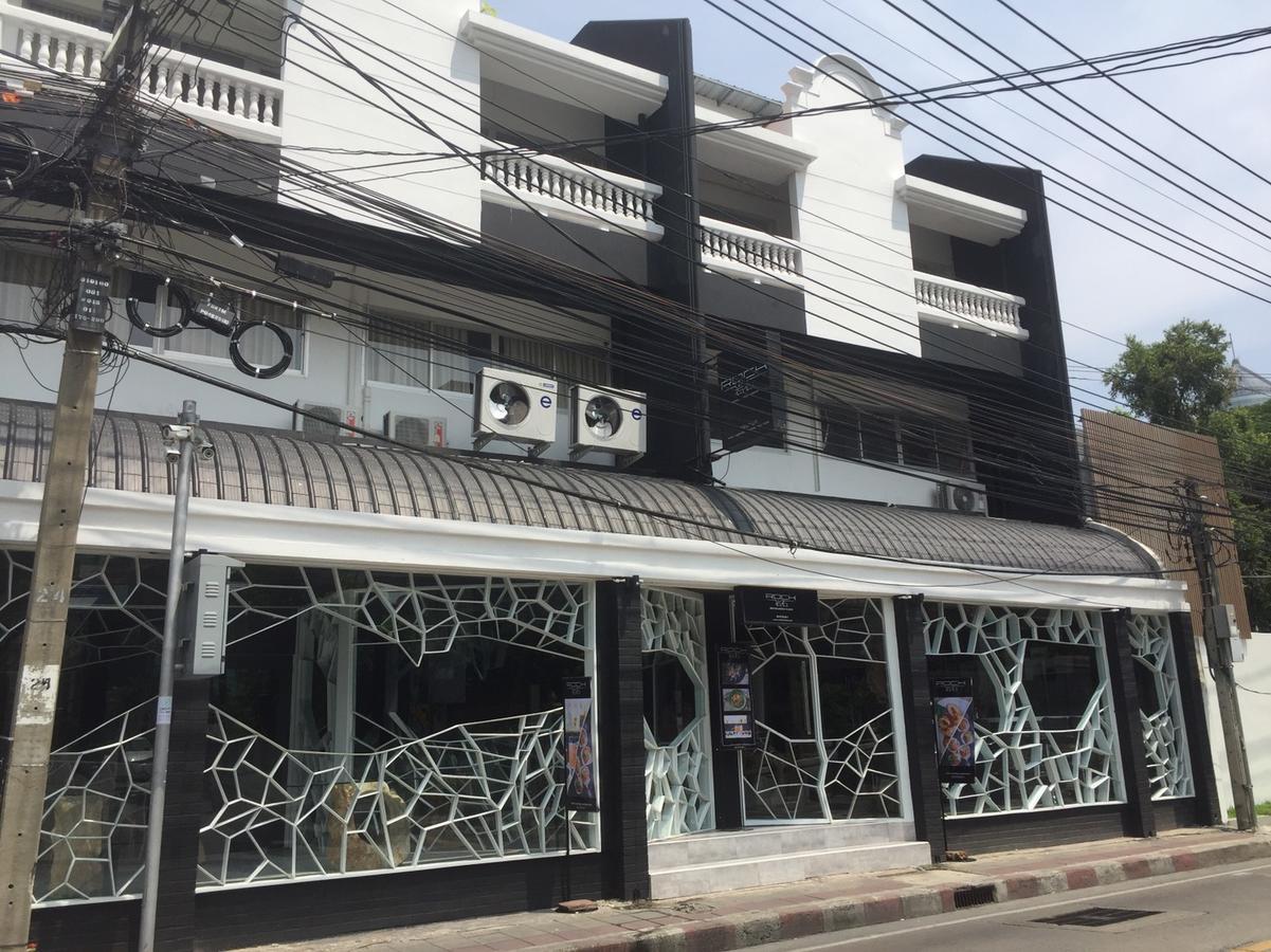 Rock Hotel กรุงเทพมหานคร ภายนอก รูปภาพ