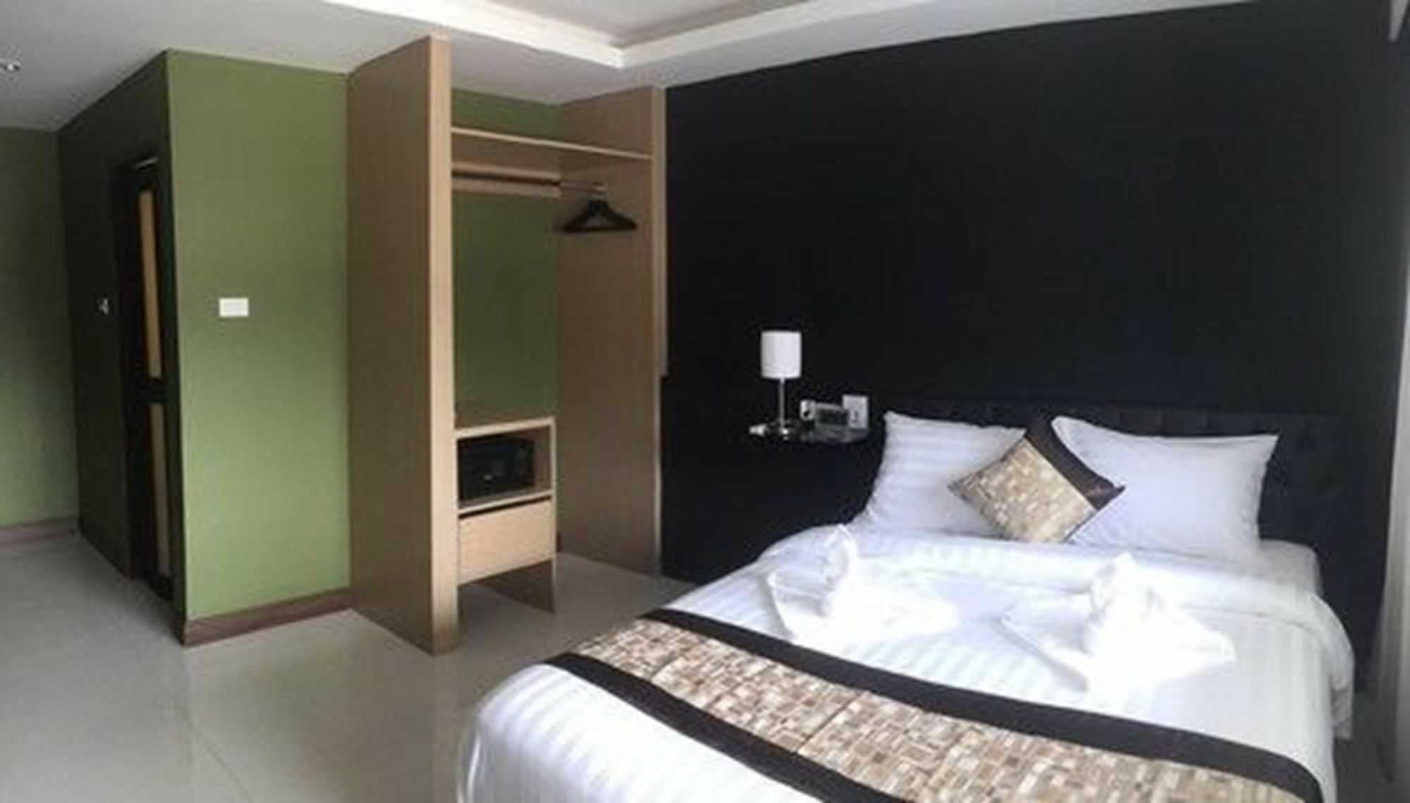 Rock Hotel กรุงเทพมหานคร ภายนอก รูปภาพ