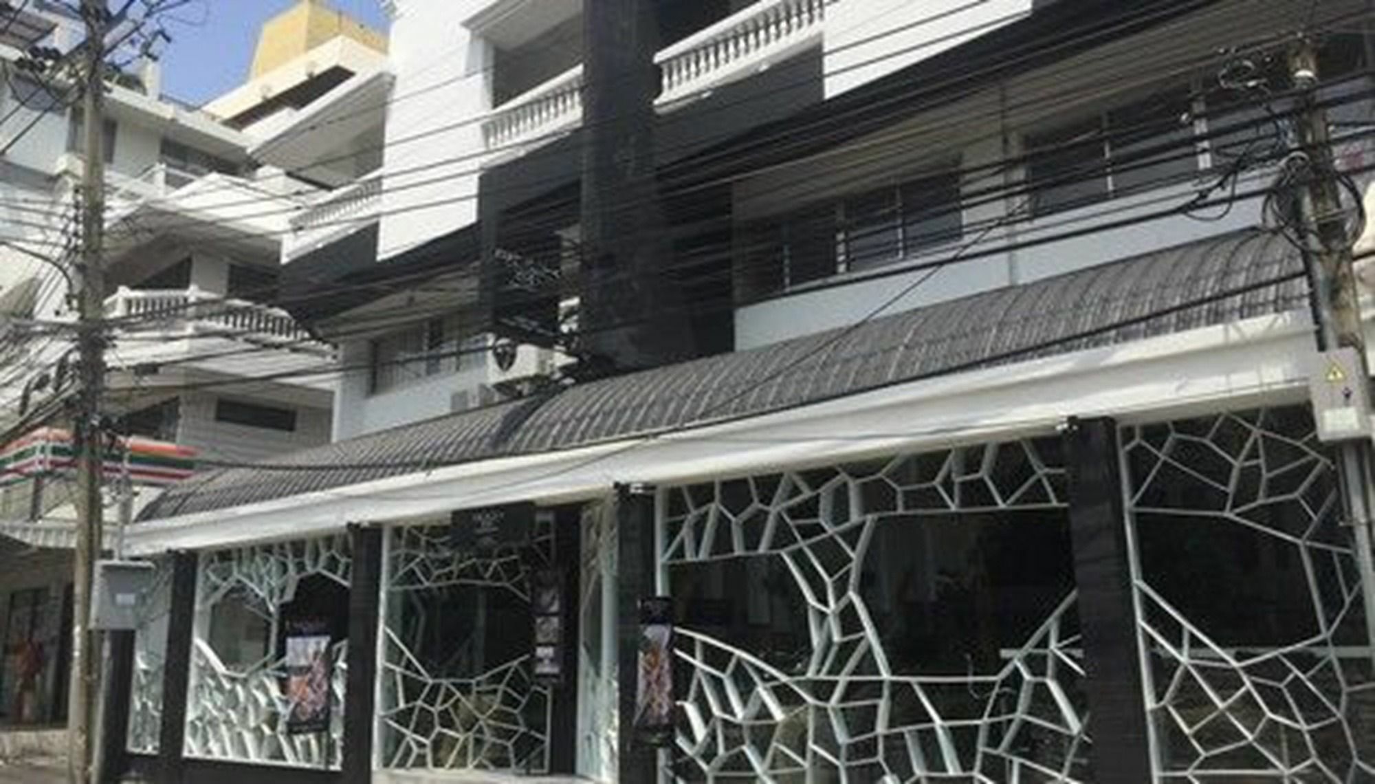 Rock Hotel กรุงเทพมหานคร ภายนอก รูปภาพ